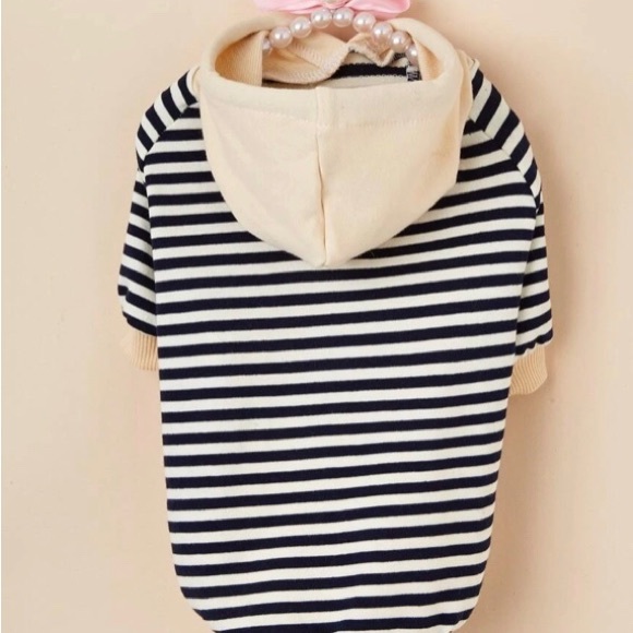 SOLD Dog Hoodies or Cat - Picture 6 of 6